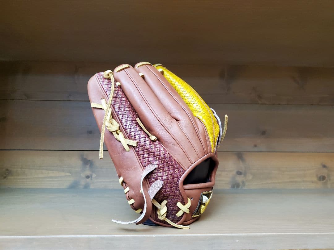 Glomグロム　軟式オーダーグラブ