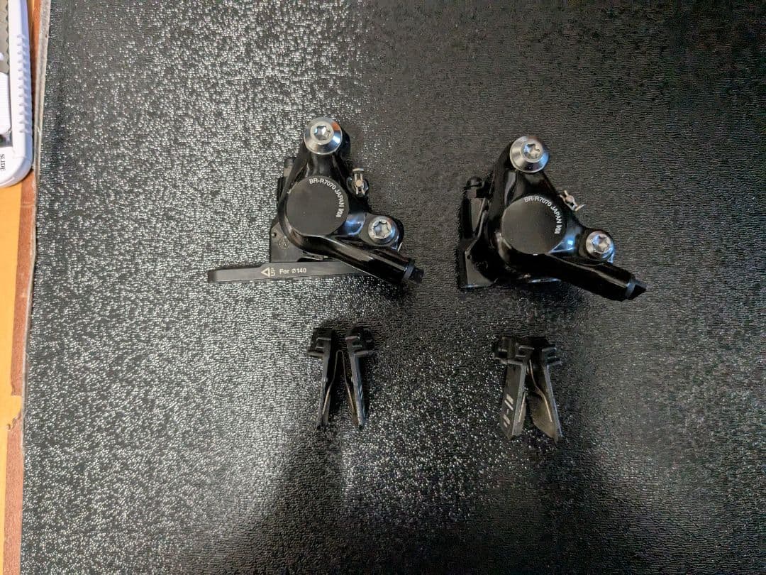 Shimano 105 r7020 油圧sti＆ブレーキキャリパー