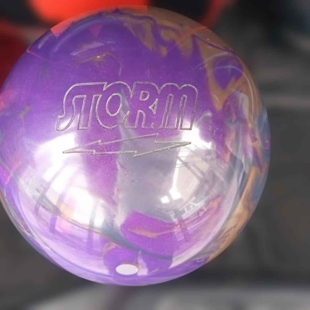 STORM PHYSX ERA ボウリングボール 14ポンド