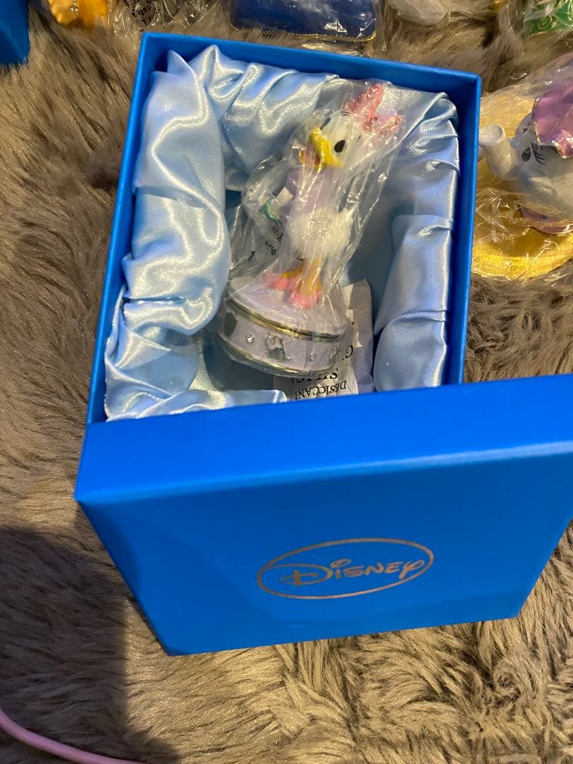 Disney デイジー スワロフスキー