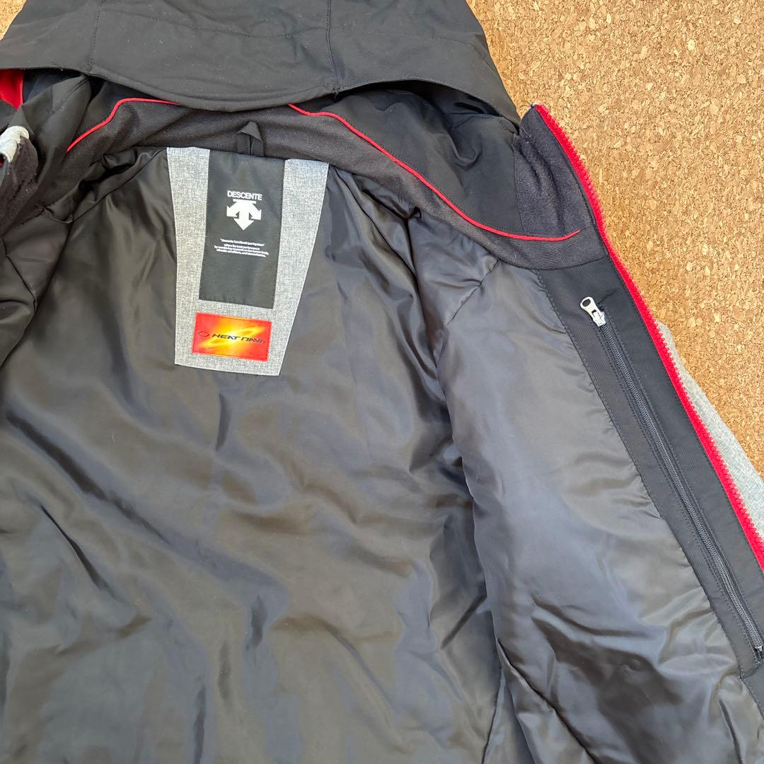 スキーウェア フード付き グレーと黒