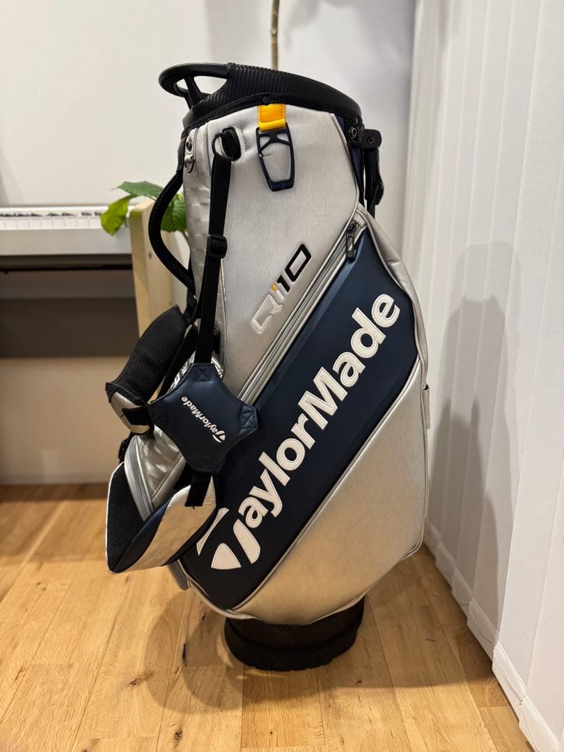 TaylorMade Q I10 キャディバッグ シルバー/ネイビー新品フード付