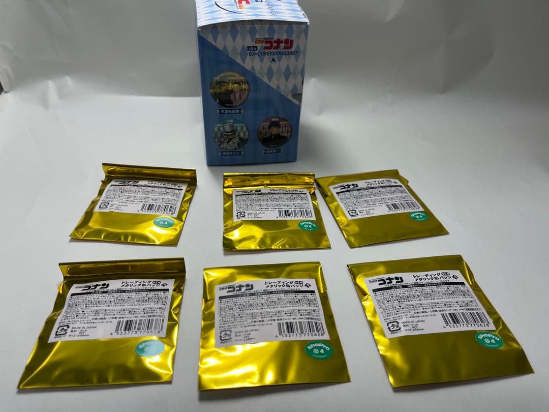 名探偵コナン トレーディングメタリック缶バッチ　全24個