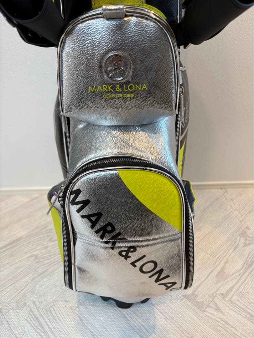 MARK & LONA スカルデザイン キャディバッグ 新品タグ付き