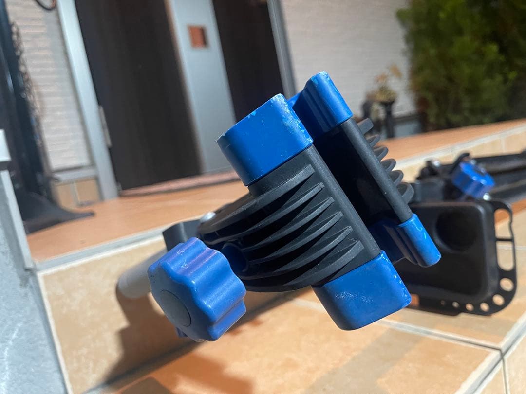 アルミ製三脚 最大荷重30kg