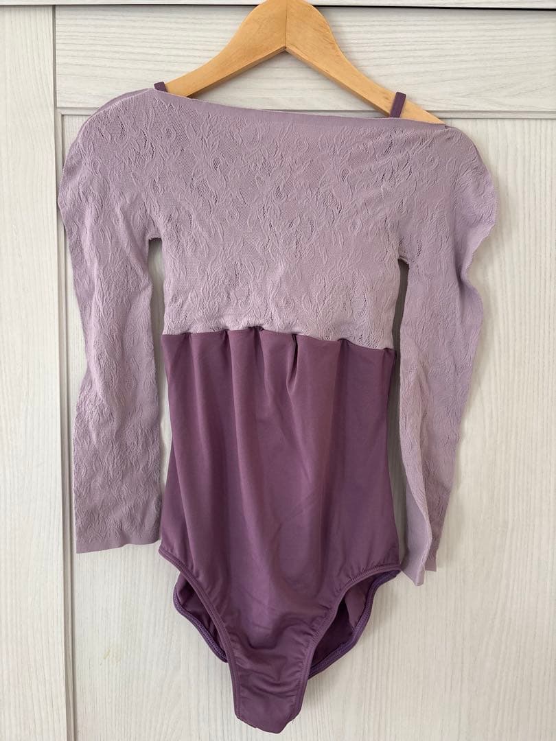 チャコット　ノーソーイングニットレオタードLサイズ