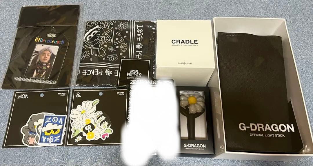 G-DRAGON グッズ8点　ZOA