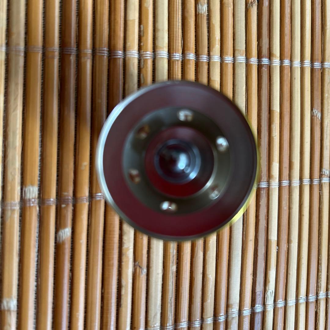 ダイワ　ミリオネア cv-z205 右ハンドル　外部調整ダイヤル