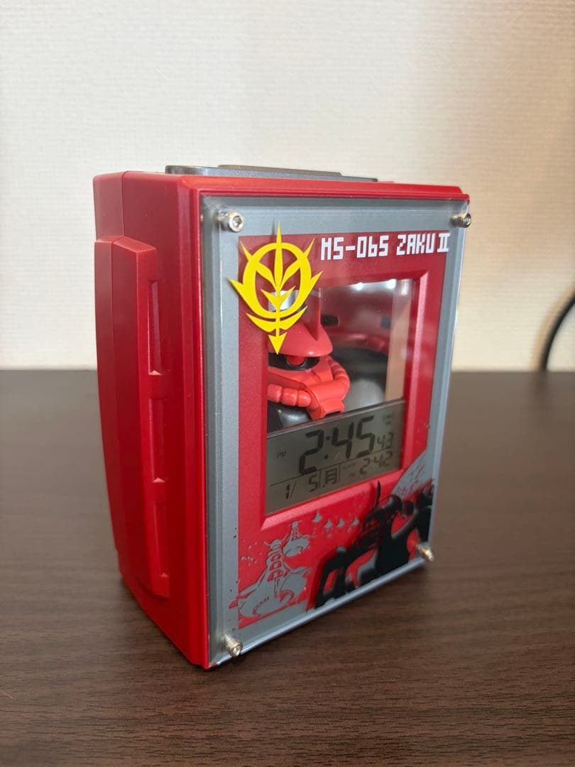 ガンダム　シャア専用ザク　グフ　ドム　目覚まし時計3点セット