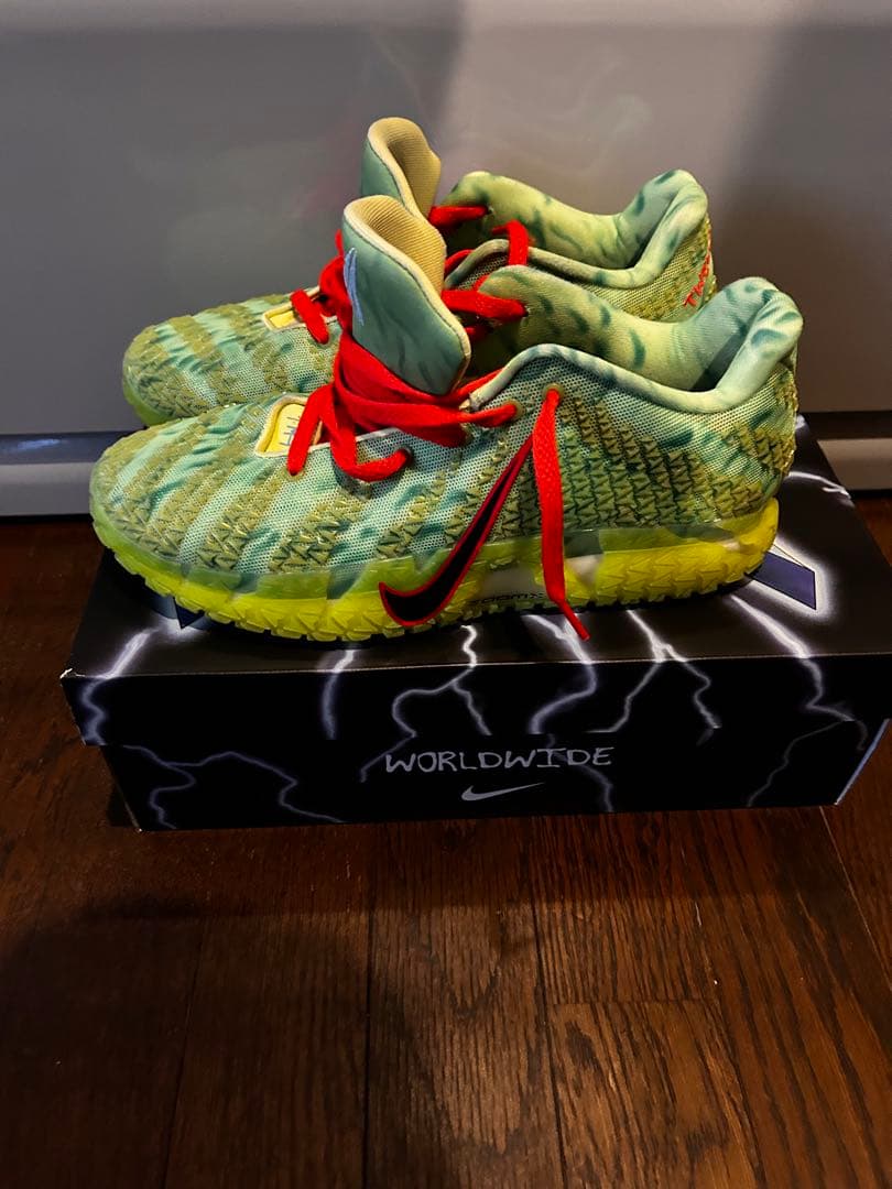 Nike JA3 Halloween Spooky Season グリンチ