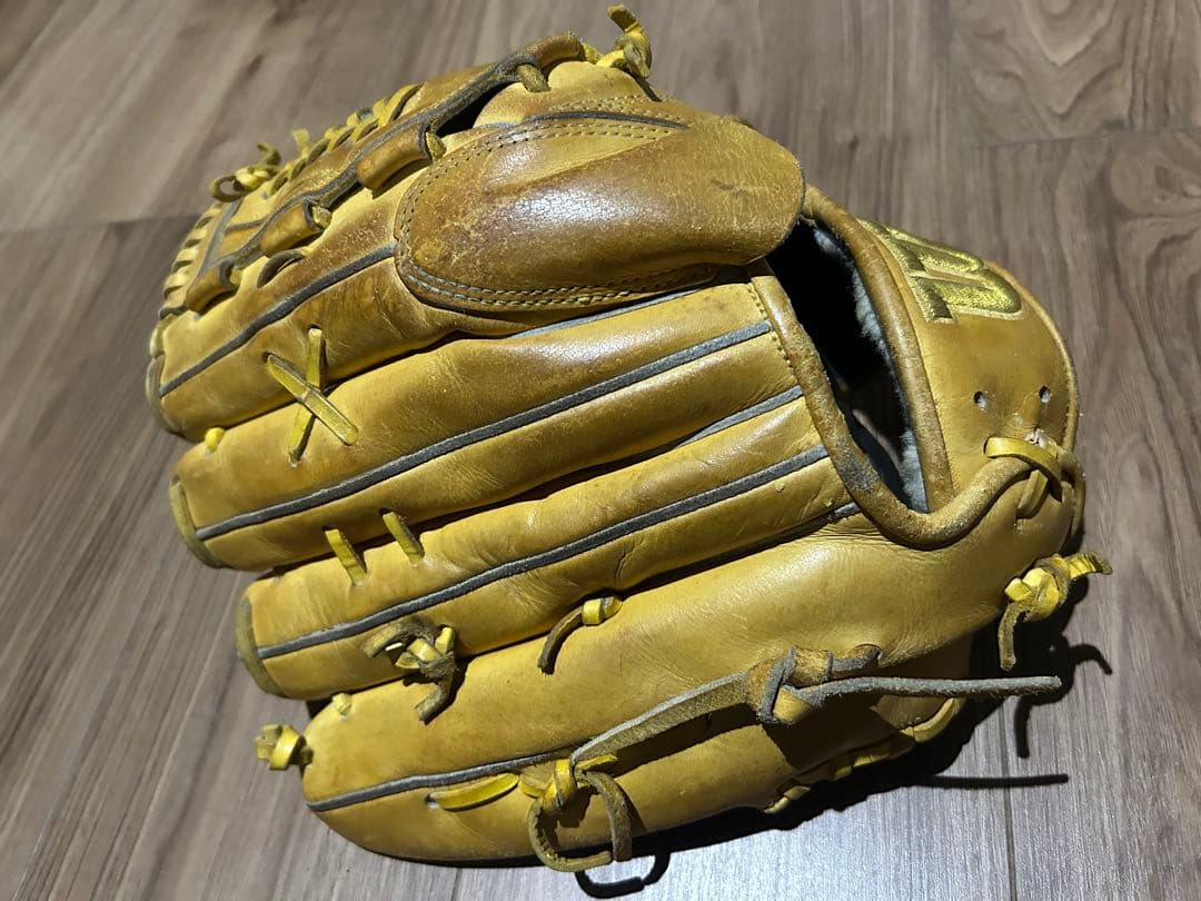 Wilson 硬式グローブ イエロー　投手用
