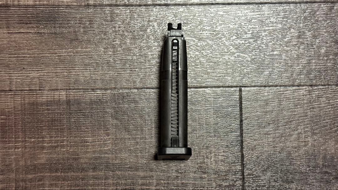 o*5様 ™️GBB Glock19 Gen3 カスタムアウターバレル付き