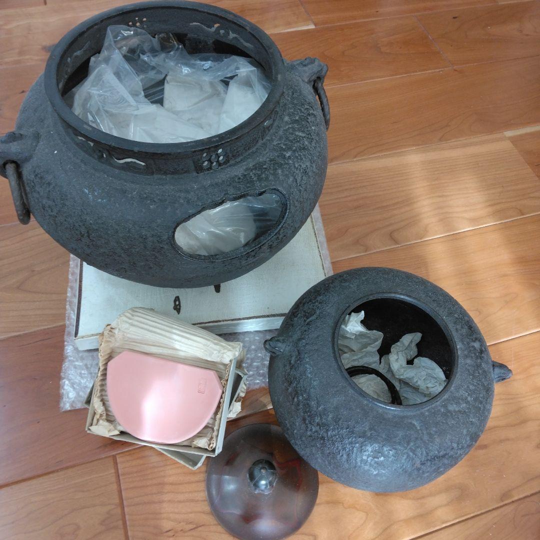 鉄製茶釜 丸型 持ち手付き