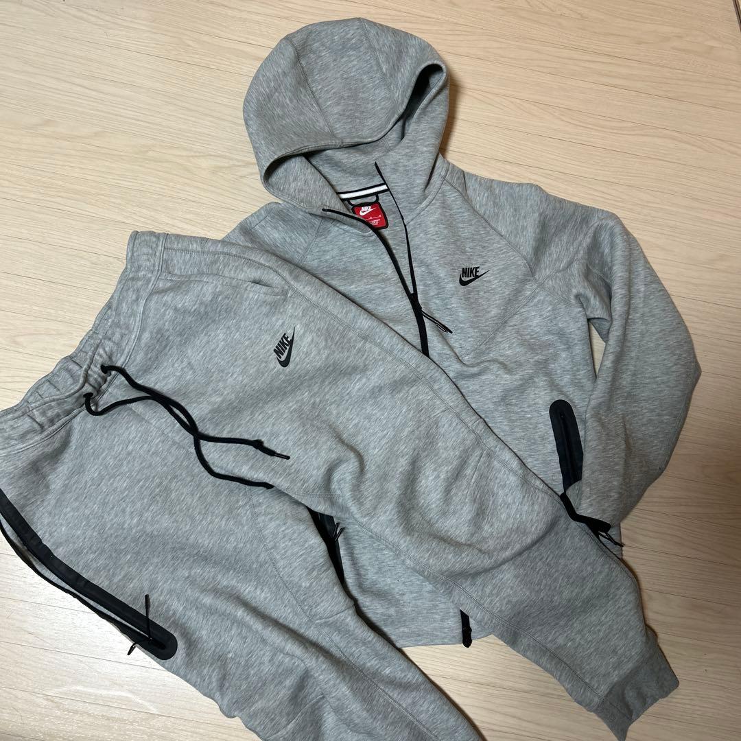 Nike テックフリース正規品 グレー 上下セット L,Mサイズ