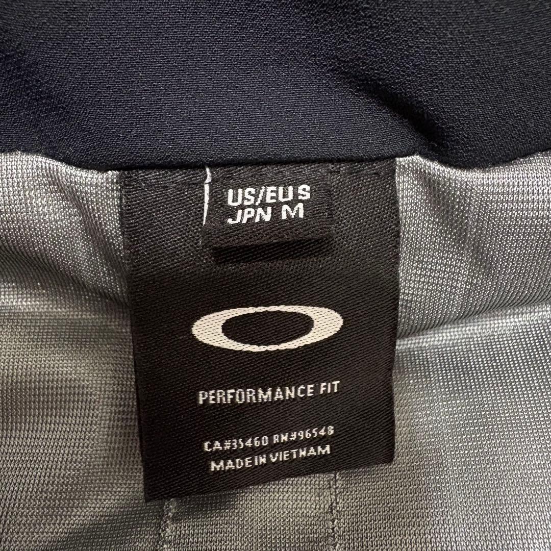 【美品】オークリー／スカル ダウンベスト／刺繍ロゴ　ブラック／M