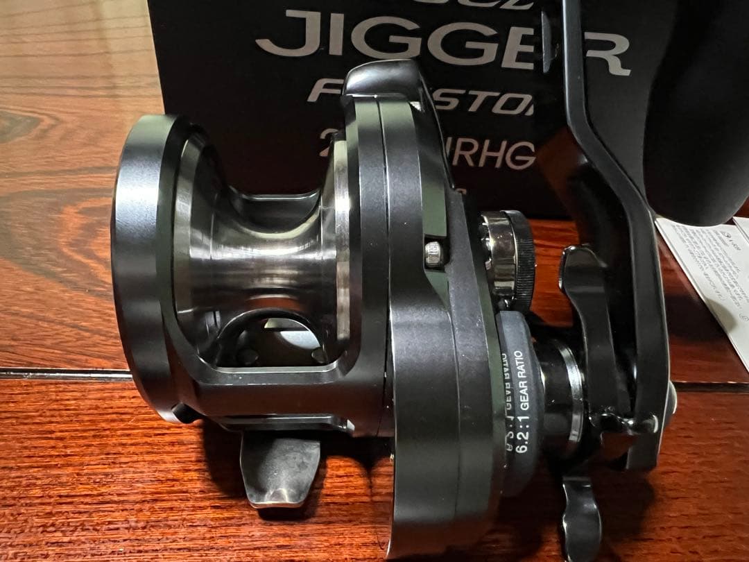 オシアジガーFカスタム2001NRHG左巻き 新品未使用