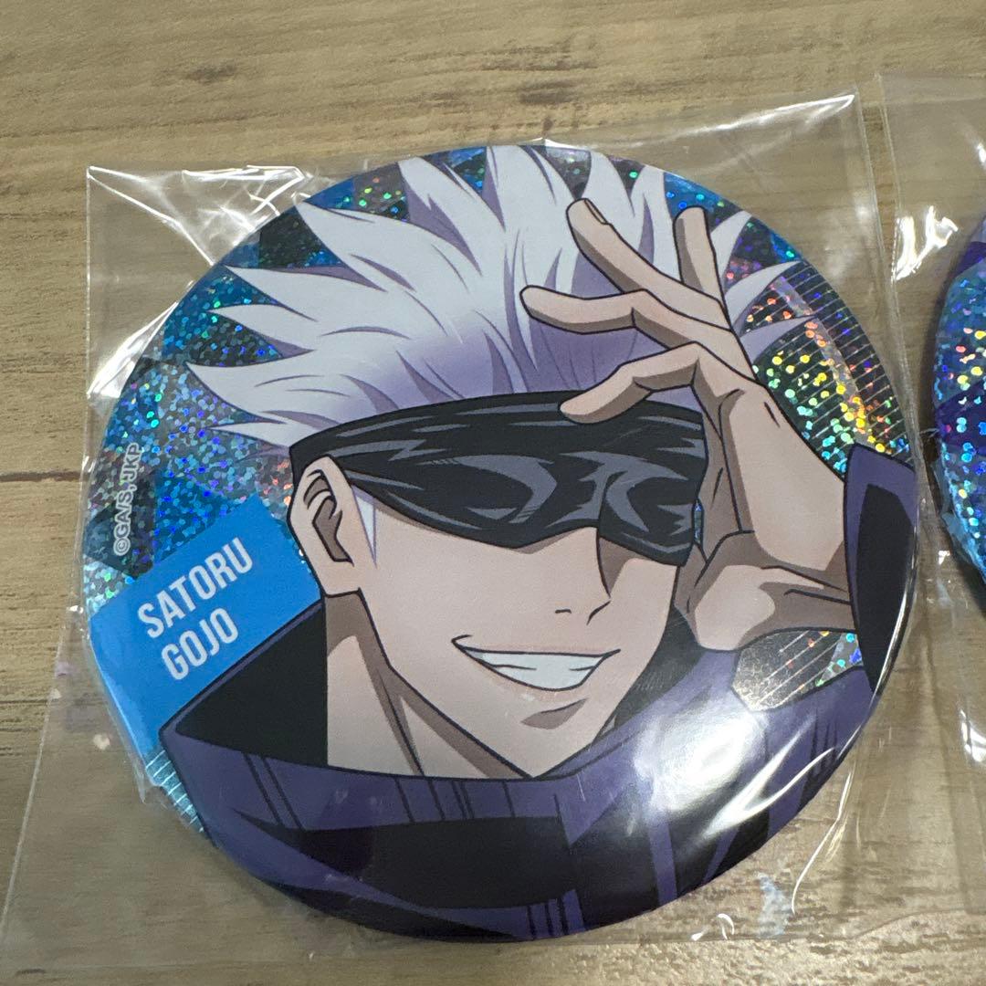 呪術廻戦　五条悟　おおきなランダムキラキラ缶バッジ　2点セット