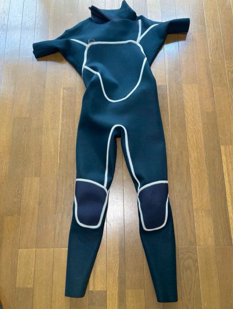 春夏に最適！パタゴニアR1ライトショートスリーブフルスーツ　シーガル　L　2mm