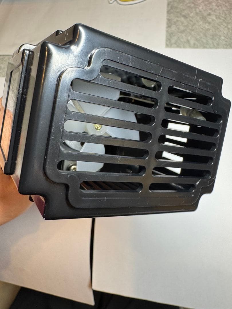 新品　水中ポンプ 黒色 電源プラグ付き　ニュートレビポンプ 鈴木製作所　屋内用