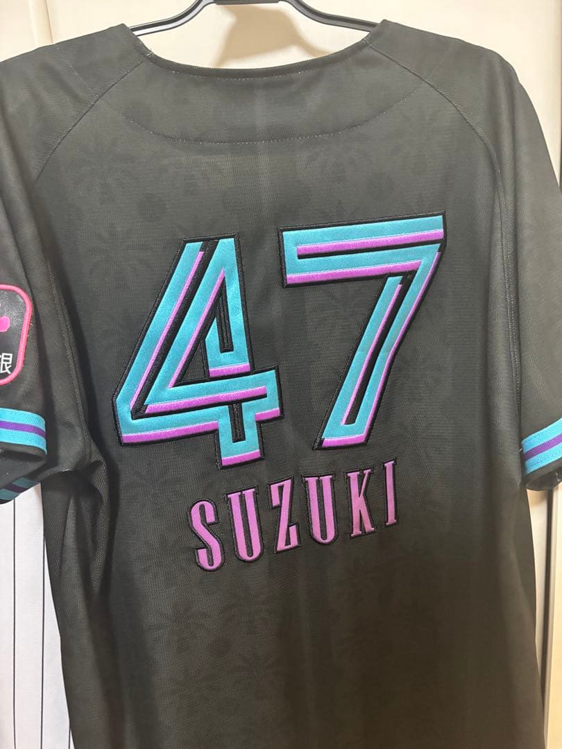 鈴木昭汰 ロッテブラックサマーユニフォーム Mサイズ