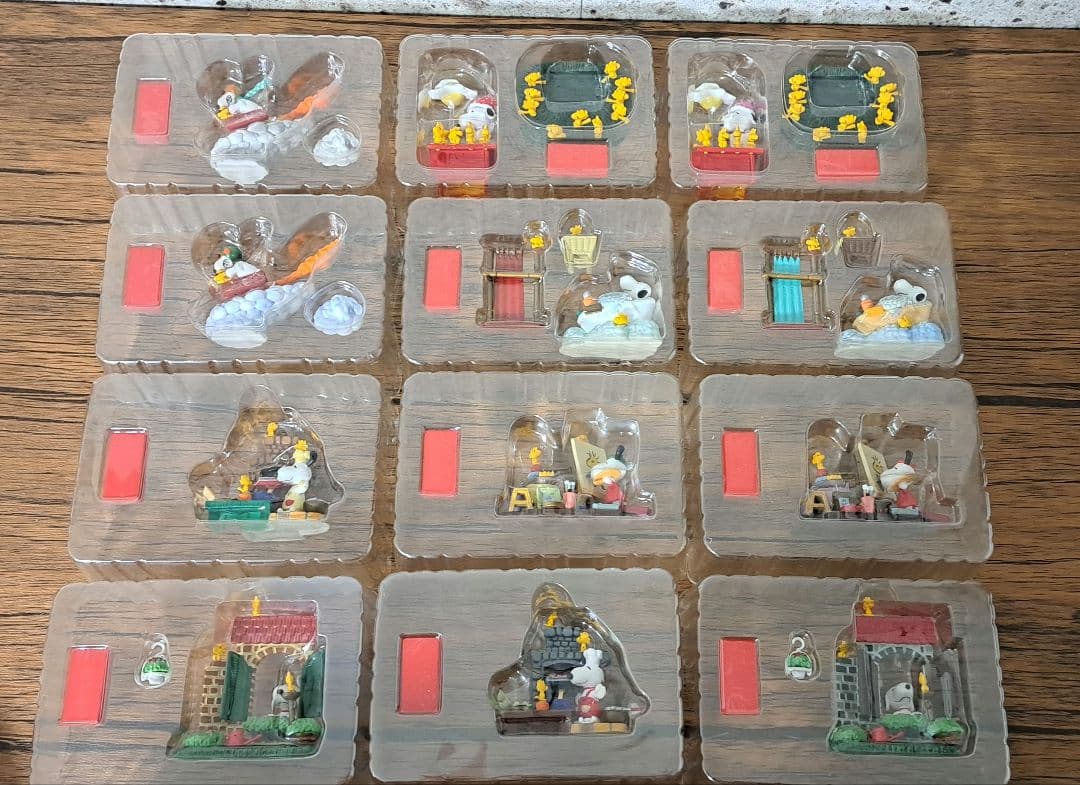 SNOOPY スヌーピー フィギア　ワールドオブスヌーピー フルコンプ