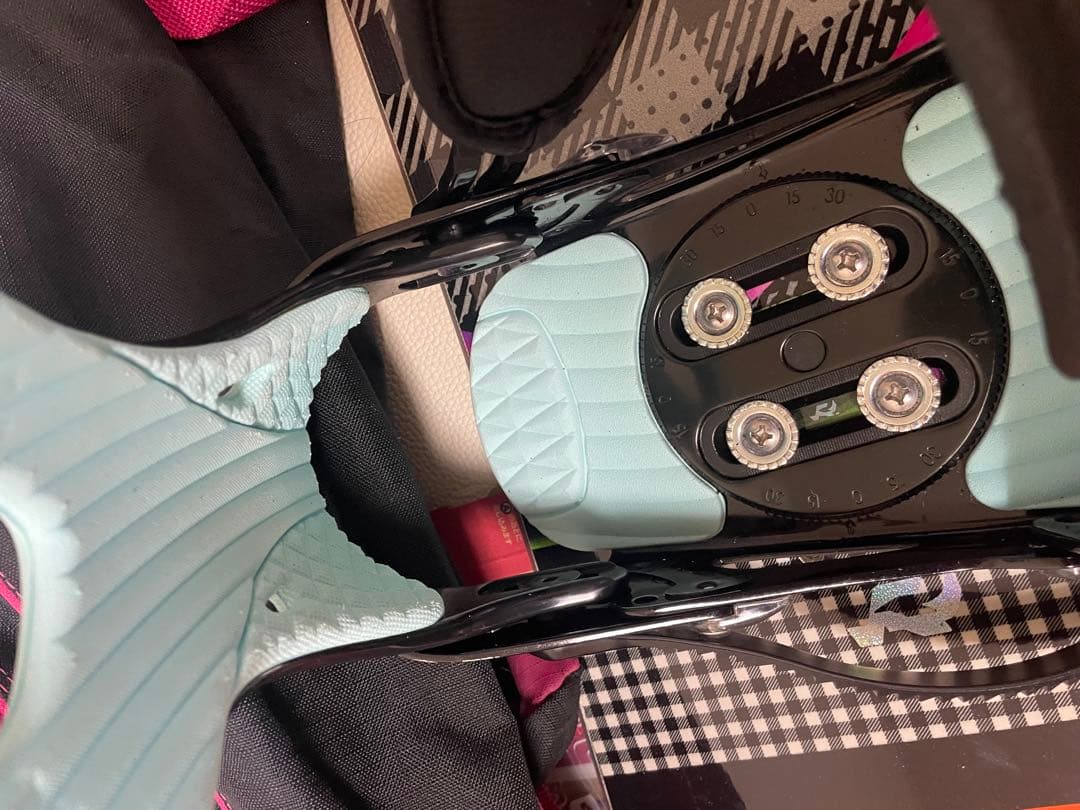 美品　RIDE スノーボード　ビンディング　カバーセット　138センチ