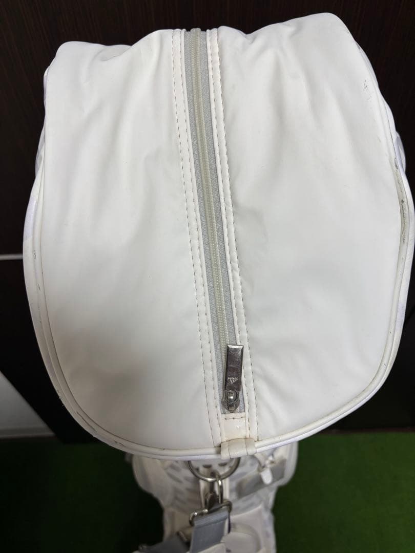 【最終値下げ】adidasレディースキャディバッグ ホワイト おまけつき