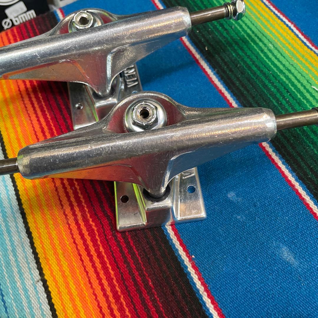 ベンチャー　スケートトラック　5.0L vライト