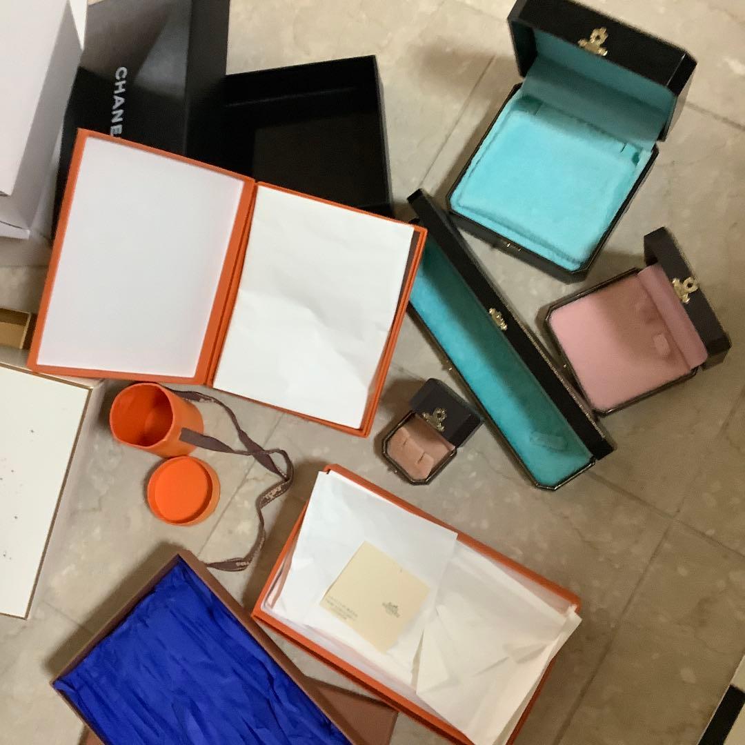 CHANEL エルメス　ビトン　ジューシー　ブルガリ24箱‼️