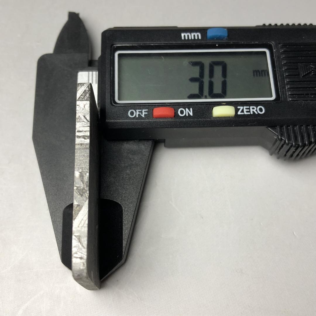 アルタイ隕石　 鉄隕石　メテオライト　ペンダントトップ　重さ約27ｇ