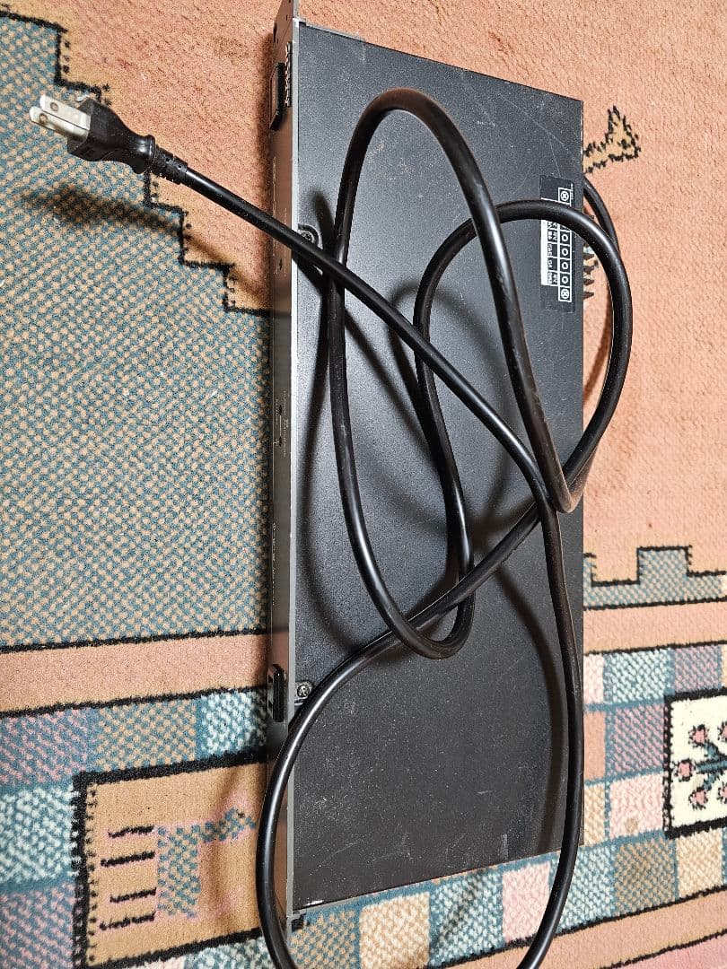 SONY SRP-D2000パワーディストリビューター