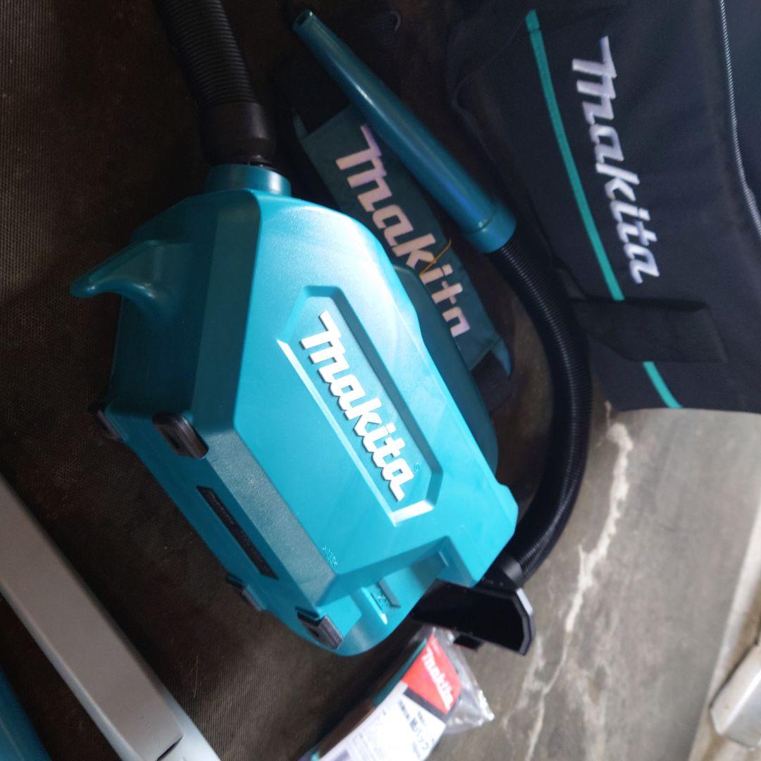 マキタ掃除機18V