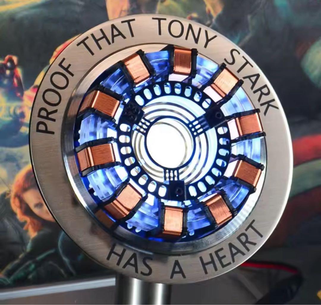 トニー・スターク アーク・リアクター高品質レプリカ