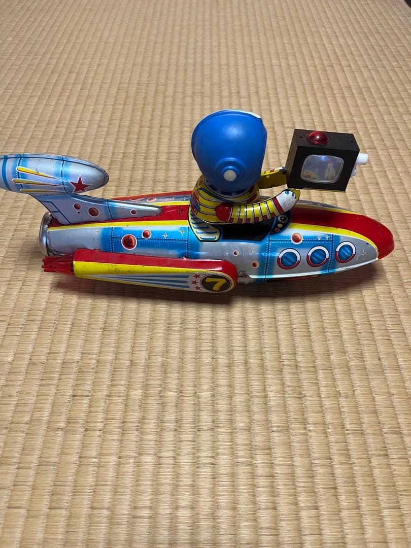 ブリキのおもちゃ