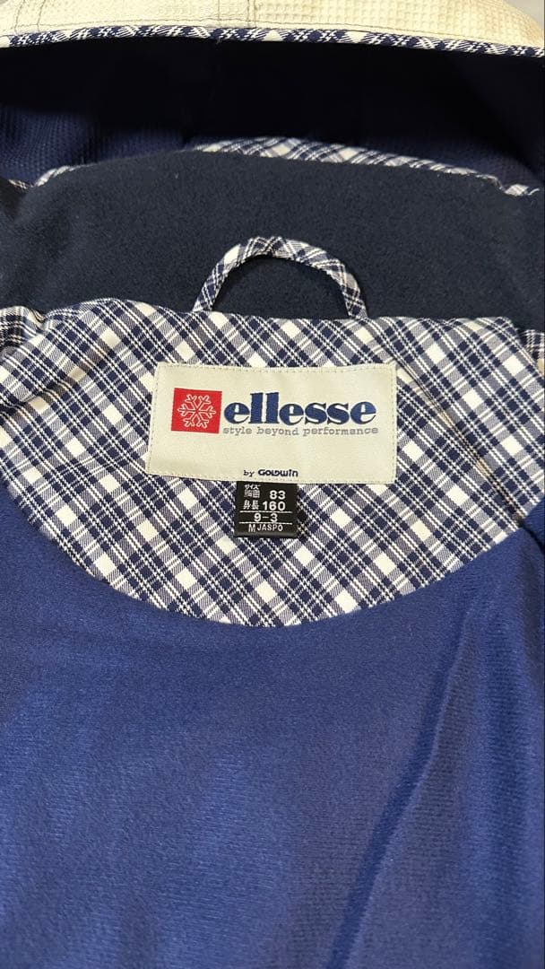 極美品　ellesse スキーウェア　上下セット　白と紺色　レディースL程度