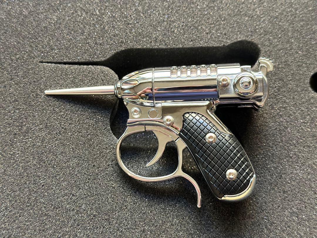 メン・イン・ブラック/ノイジークリケット