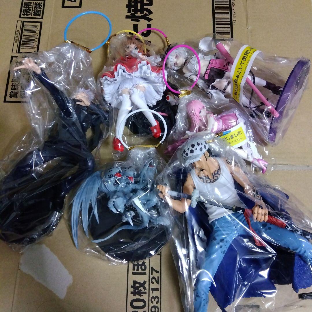 プライズフィギュア　まとめ売り　16体　見本品