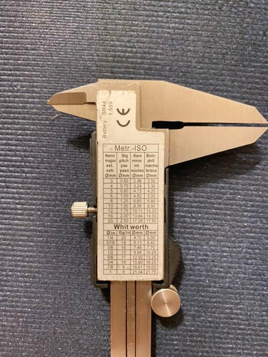 ☆ほぼ新品☆デジタルノギス 300mm