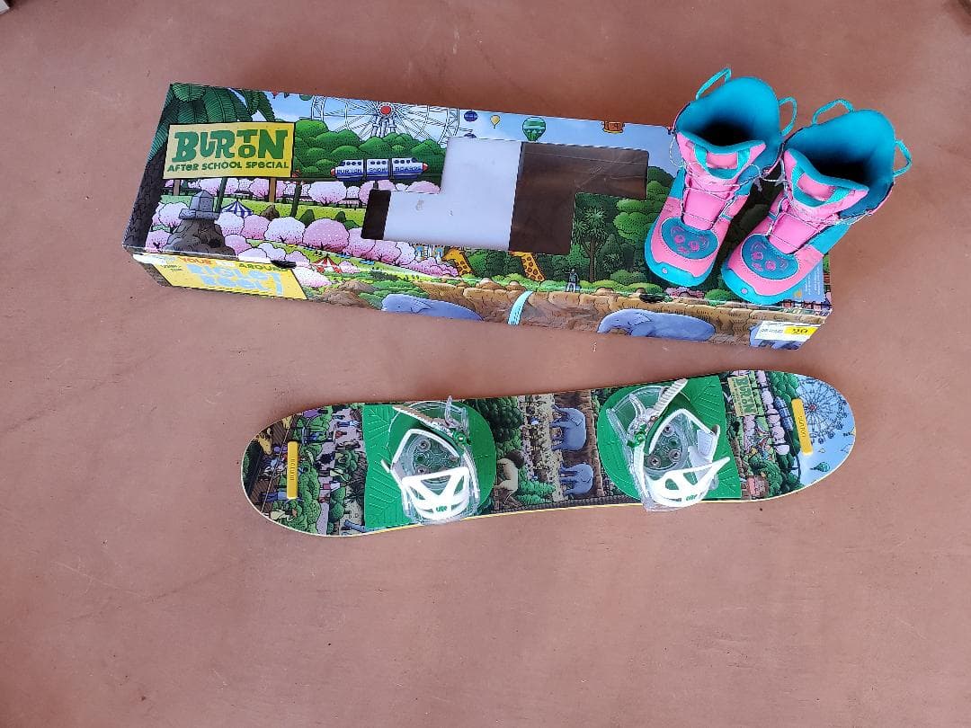 スノーボード、ブーツ、ヘルメット、ゴーグル