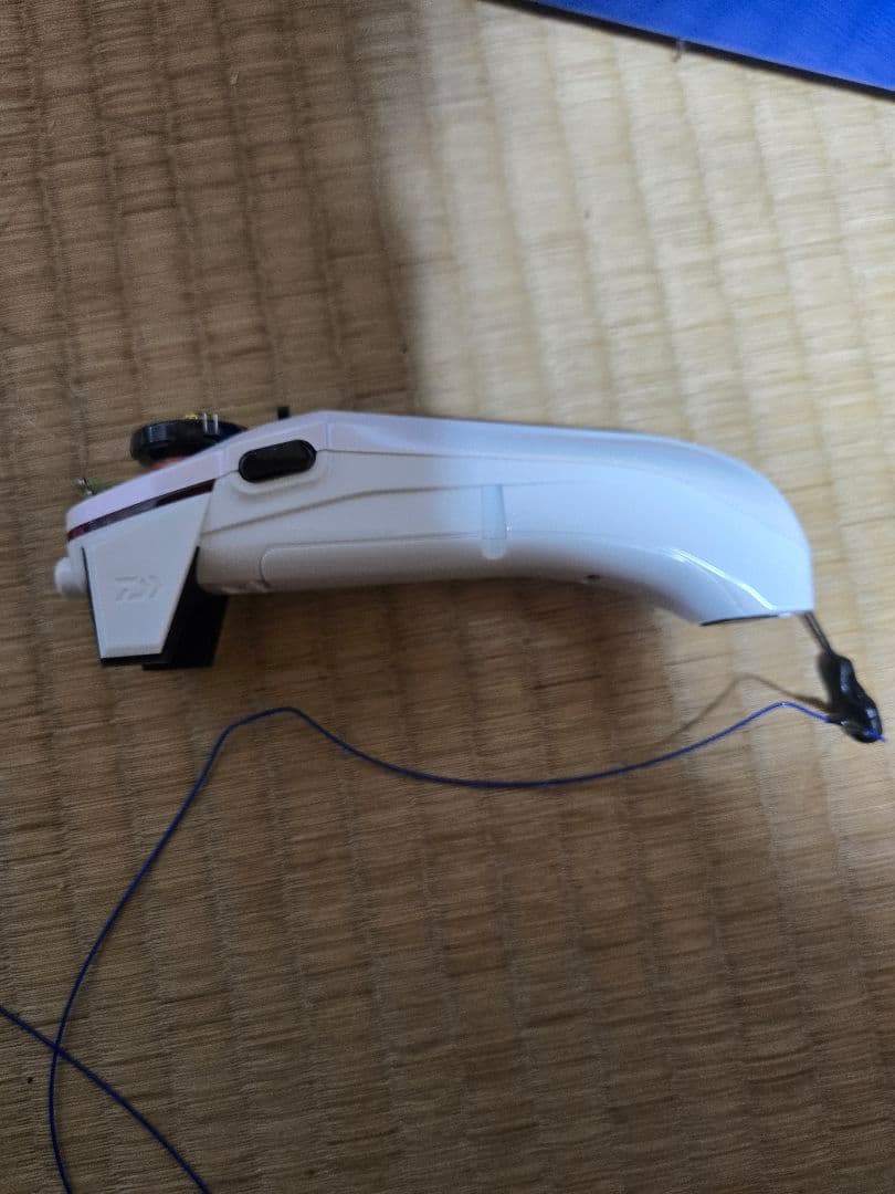 Daiwa Crystal ワカサギリール ホワイト