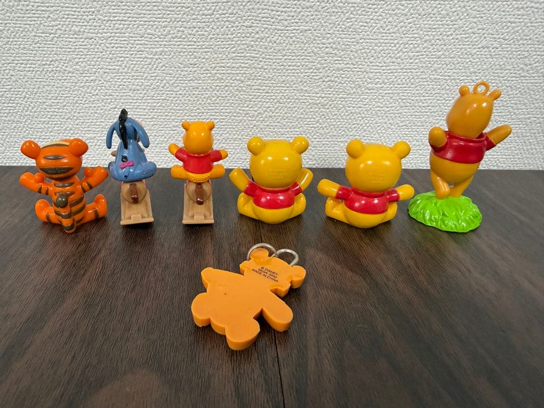 【入手困難】くまのプーさん　ミニマスコット　キーホルダー　缶バッジ　平成　希少