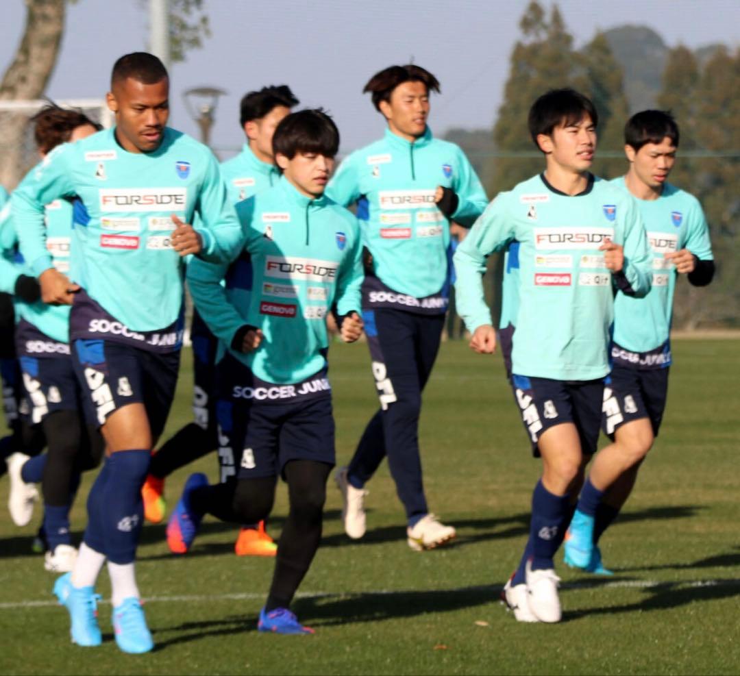 横浜FC支給品 練習着半袖