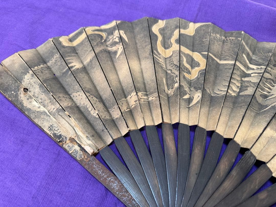希少品　日本画　浮世絵師　歌川國歳肉筆　龍図鉄扇　軍扇（手慣らし鎧兜日本刀装具侍