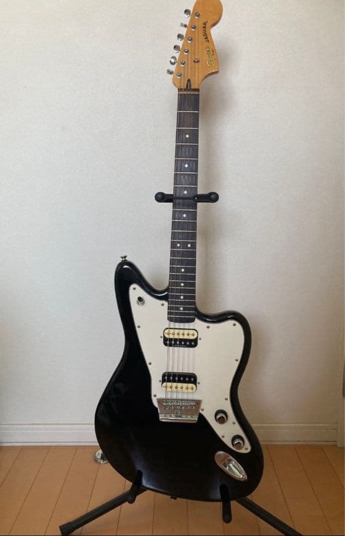 SQUIER　VINTAGE　MODIFIED ジャガー