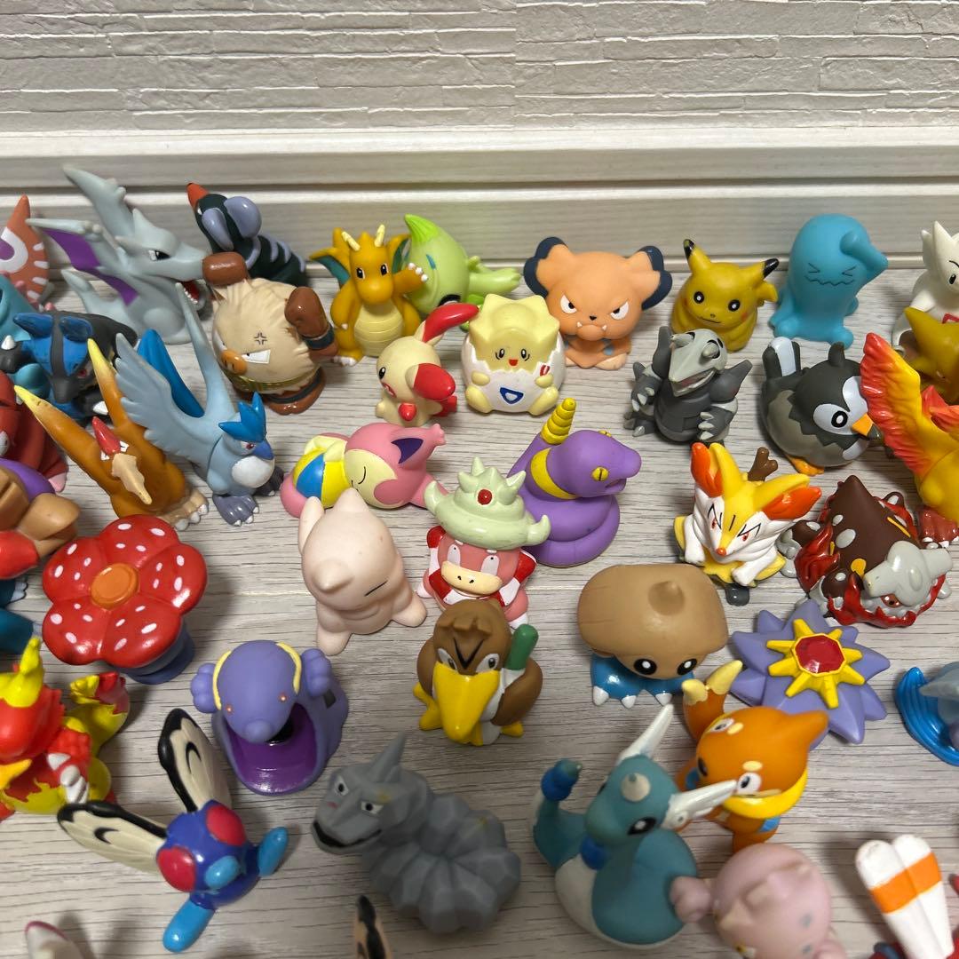 【希少品】ポケモンキッズ　ポケモン指人形豪華200個セット①
