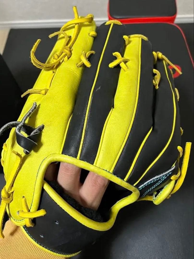 軟式野球　外野手用グローブ　オーダーグローブ