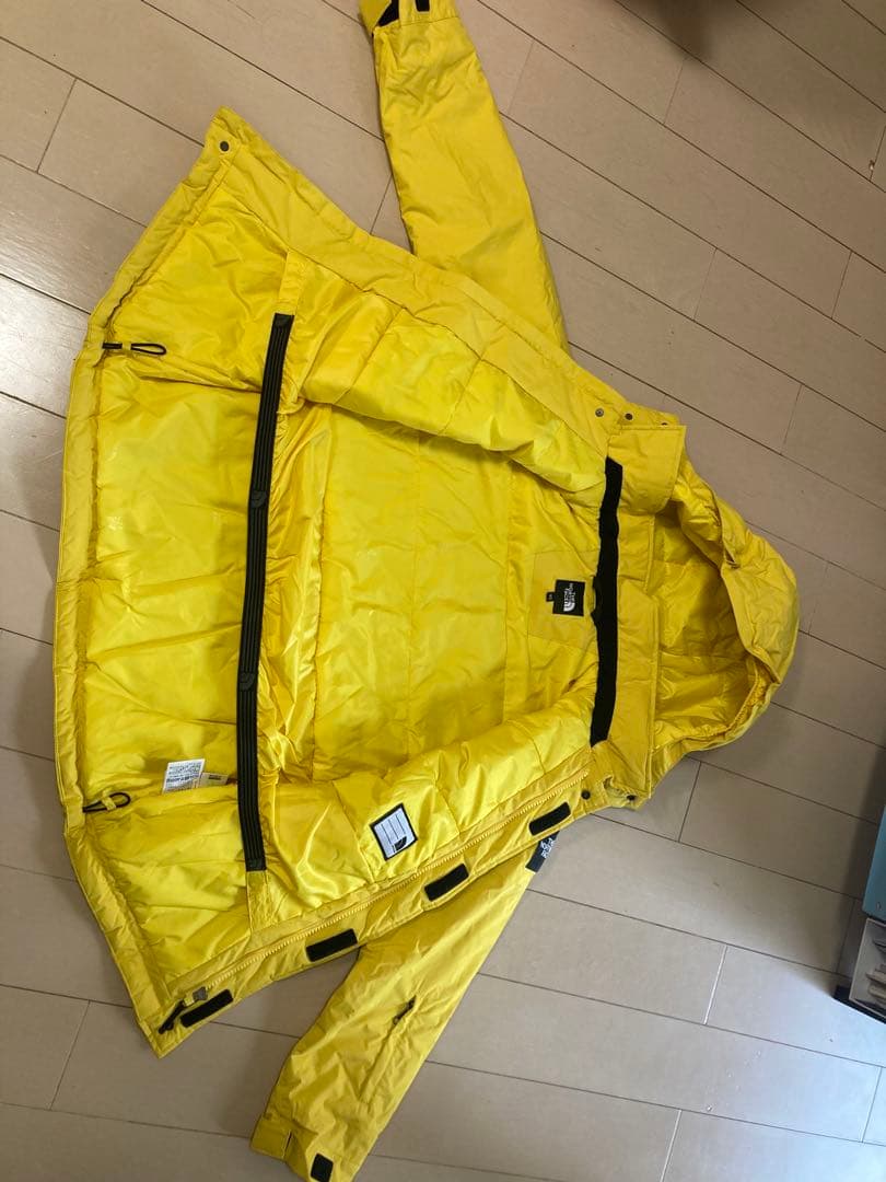 子ども用イエローフード付きジャケット