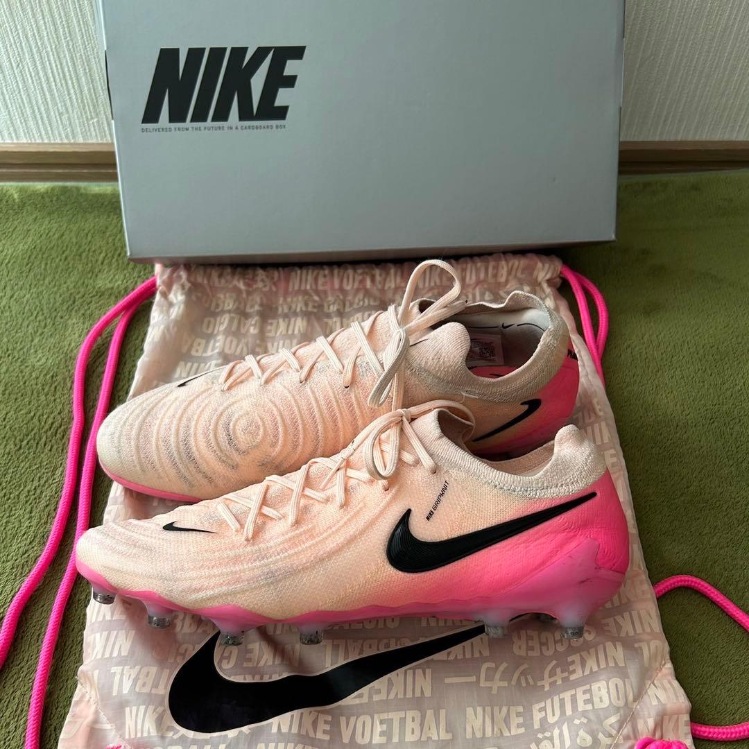 NIKE ファントムGX2