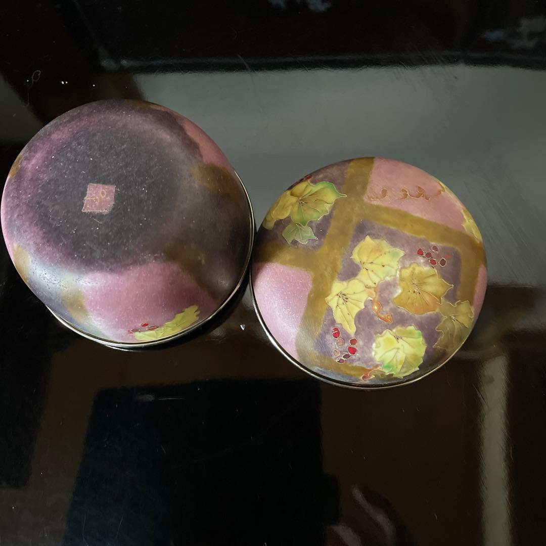 多色葉模様の茶道具 合子