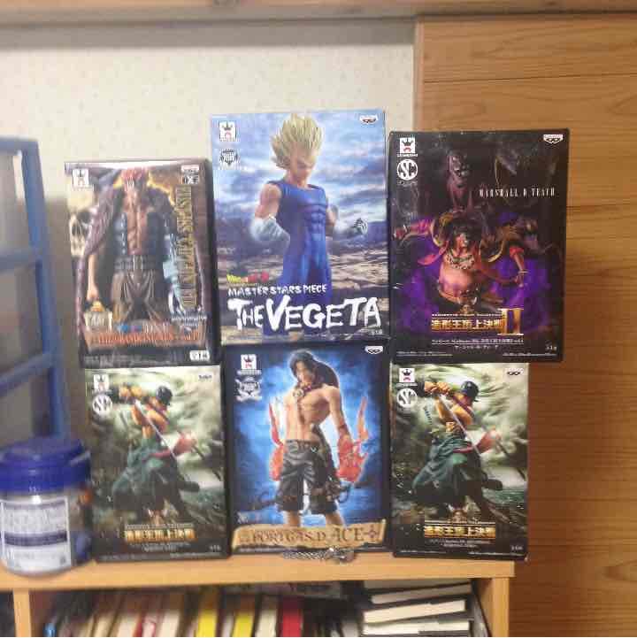 ONE PIECE ドラゴンボール フィギュア